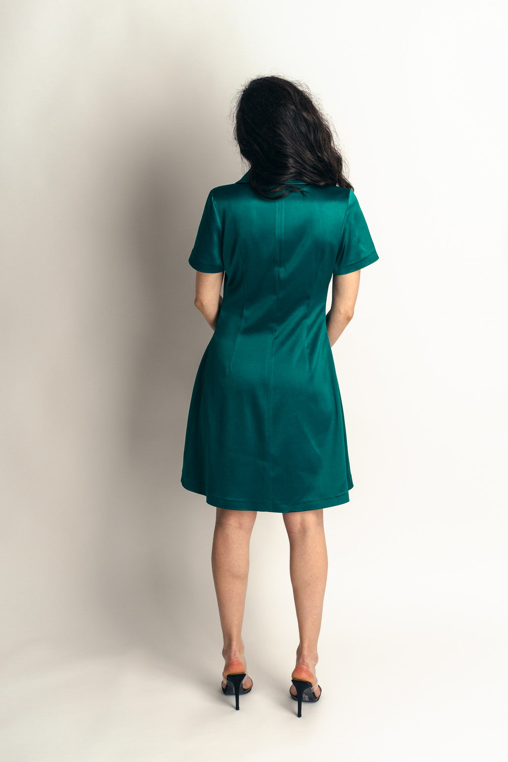 “Maggie“ Shirt Collar Dress In Emerald Satin