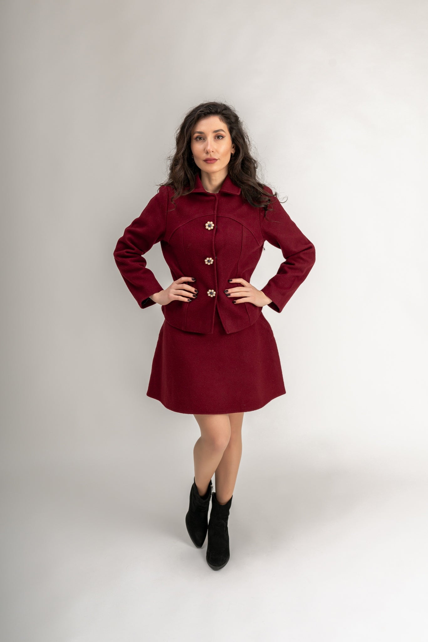 "Daisy" Coat Pearl Buttons In Burgundy